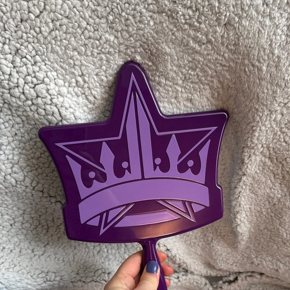 Jeffree Star stylish purple